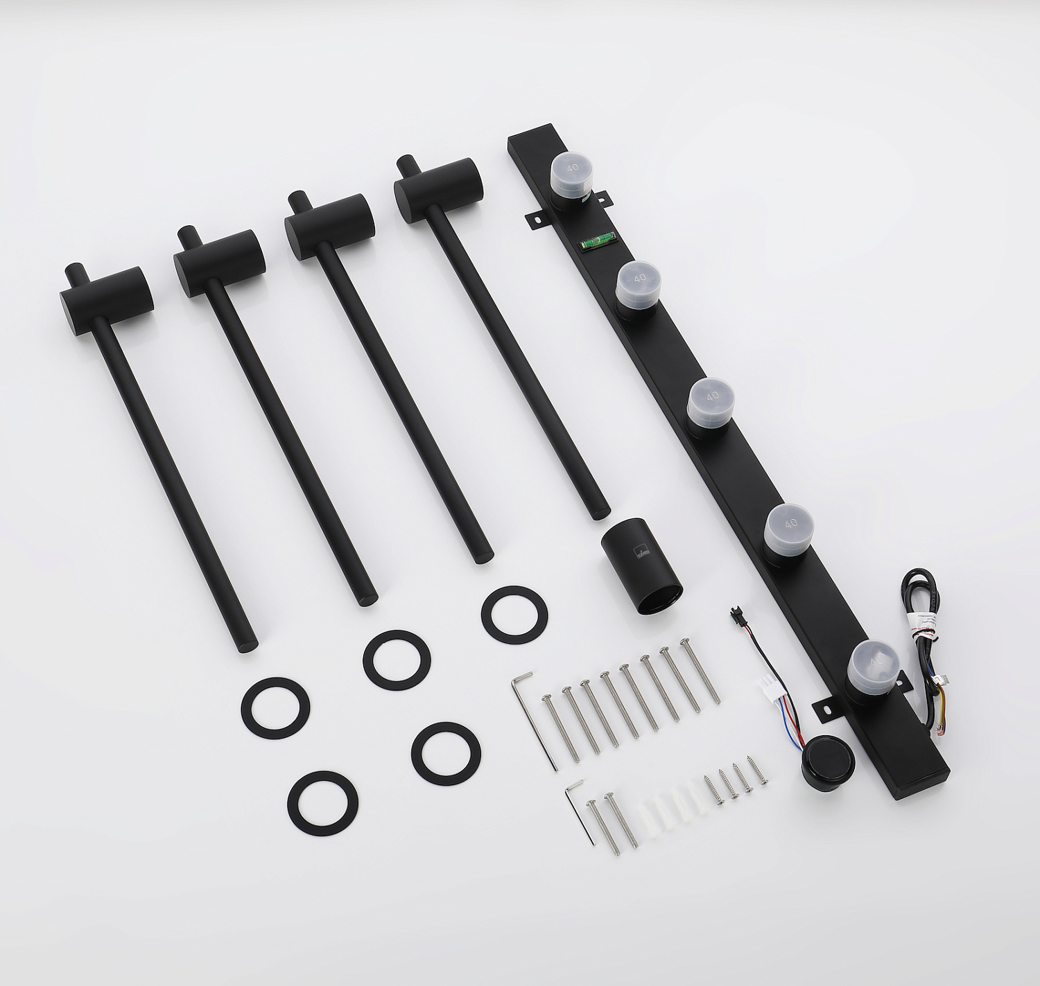 Полотенцесушитель электрический, встроенный Timo Saona 040/03SM черный фото в интернет-магазине САНТЕХСИТИ