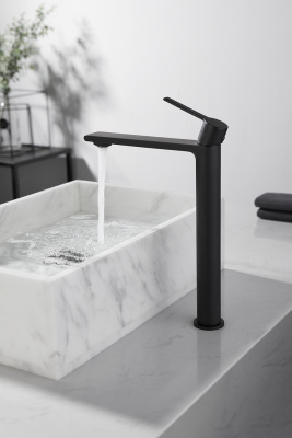 05411-9 KAISER Serio_rgb_2v