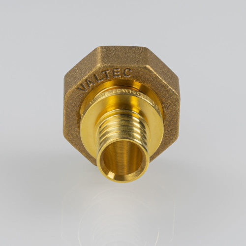 Аксиальный фитинг VALTEC Муфта с переходом на евроконус 20х3/4" фото в интернет-магазине САНТЕХСИТИ