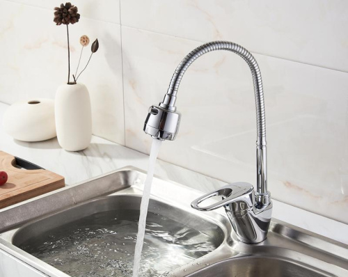 Смеситель для кухни с гибким изливом Ledeme H04 L4304 фото в интернет-магазине САНТЕХСИТИ