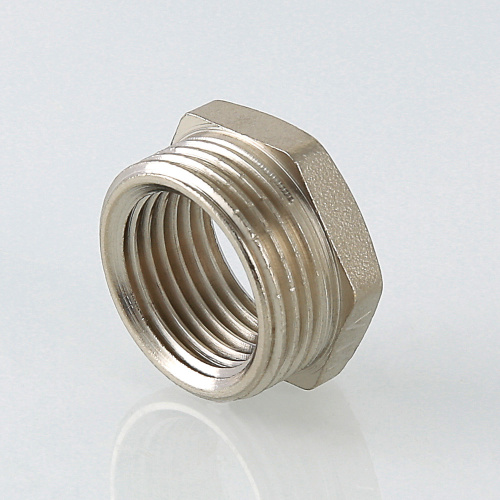 Резьбовой фитинг VALTEC Футорка 11/4"х1" нар.-вн. фото в интернет-магазине САНТЕХСИТИ