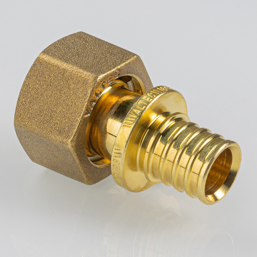 Аксиальный фитинг VALTEC Муфта с накидной гайкой 16х1/2" фото в интернет-магазине САНТЕХСИТИ