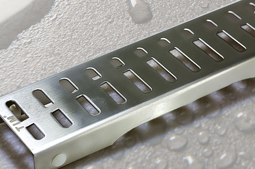 Трап для душа TIM с поворотным механизмом и решеткой (сух. затвор,горизонт. выпуск) 70*600 фото в интернет-магазине САНТЕХСИТИ