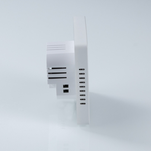 Термостат комнатный VALTEC VT.AC608.W.0 c WIFI 230В/16A белый фото в интернет-магазине САНТЕХСИТИ