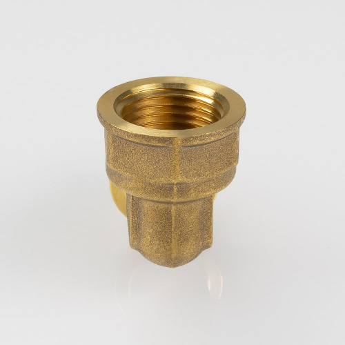 Аксиальный фитинг VALTEC Угол с переходом на вн.р. 16х1/2" фото в интернет-магазине САНТЕХСИТИ