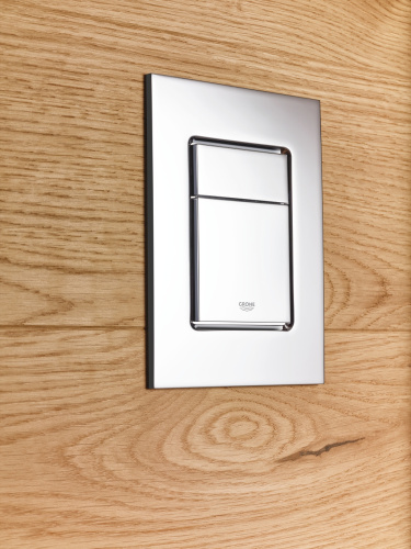 Накладная панель GROHE Skate Cosmopolitan 38732SH0 (кнопка квадратная) цв.белый альпин фото в интернет-магазине САНТЕХСИТИ