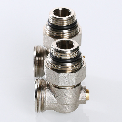Узел для нижнего подключения радиатора VALTEC угловой 1/2"х3/4" фото в интернет-магазине САНТЕХСИТИ