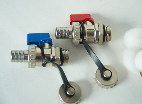 Дренажный кран c штуцером (комплект) TIM фото в интернет-магазине САНТЕХСИТИ