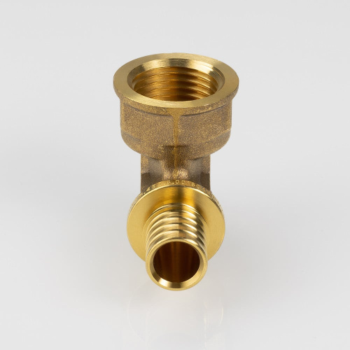 Аксиальный фитинг VALTEC Угол с переходом на вн.р. 16х1/2" фото в интернет-магазине САНТЕХСИТИ