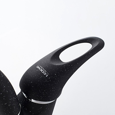 smesitel-dlya-kukhni-ledeme-l5902f005