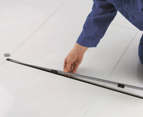 Трап для душа VIEGA Advantix Vario Модель 4965.20 с решеткой (матовая сталь) и опорами 300-1200мм фото в интернет-магазине САНТЕХСИТИ