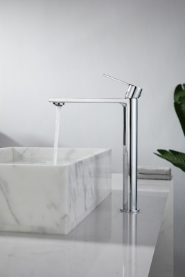 05411 KAISER Serio_rgb_2v