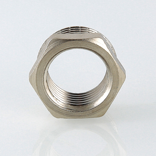 Резьбовой фитинг VALTEC Футорка 11/4"х1" нар.-вн. фото в интернет-магазине САНТЕХСИТИ